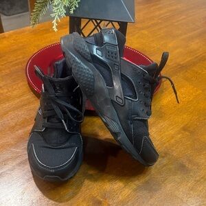 Black Athletic Nike Huarache Sneakers